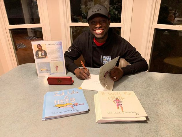 Vladimir Sainte Signing Books